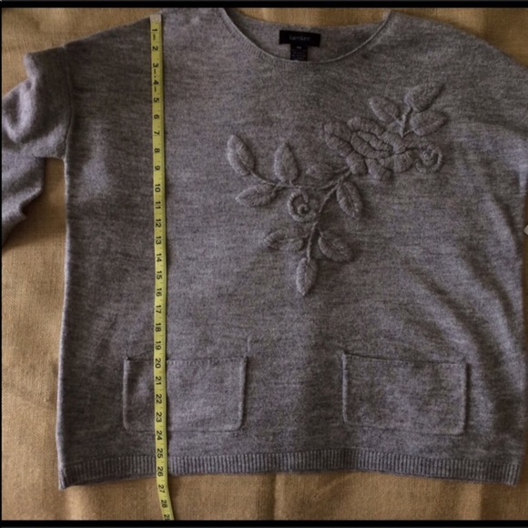 Karen Kane Oversized Embroidered Sweater Gray XS - Picture 4 of 6